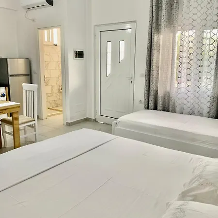 Daire Krisa's Saranda