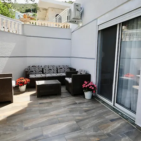 Krisa's Sarandë